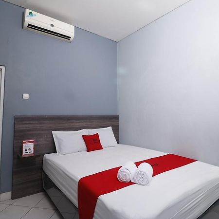 Reddoorz Plus Near Rs Harapan Kita Cakarta Dış mekan fotoğraf