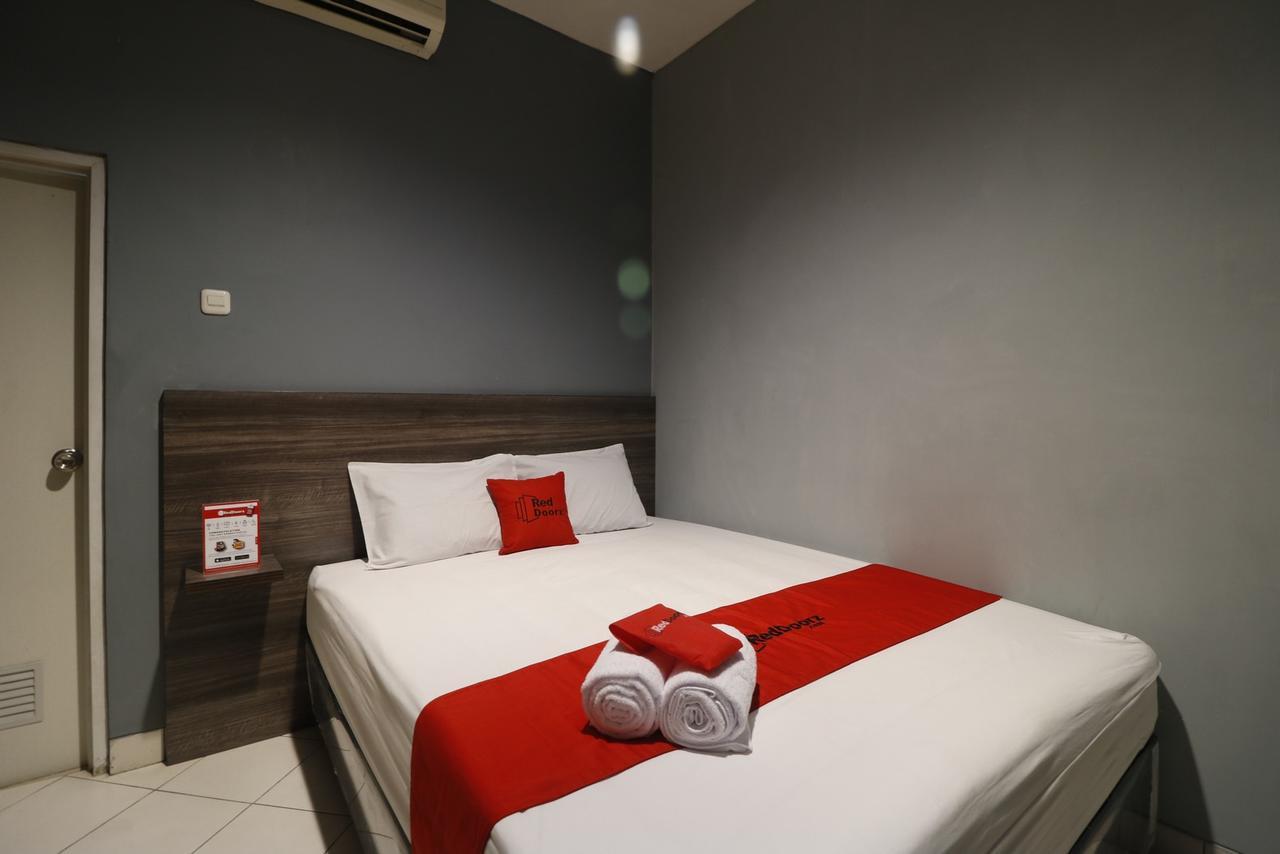 Reddoorz Plus Near Rs Harapan Kita Cakarta Dış mekan fotoğraf