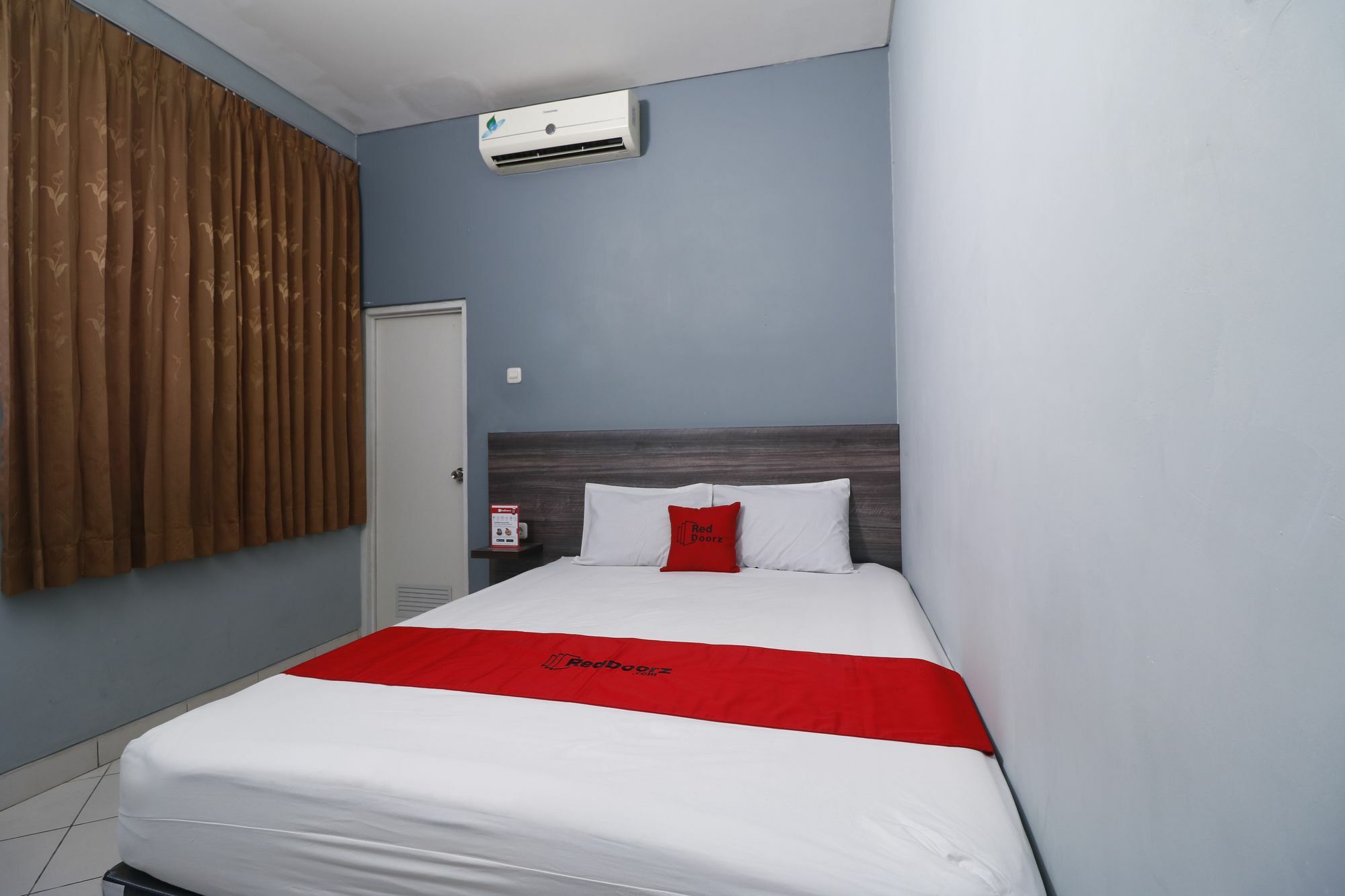 Reddoorz Plus Near Rs Harapan Kita Cakarta Dış mekan fotoğraf