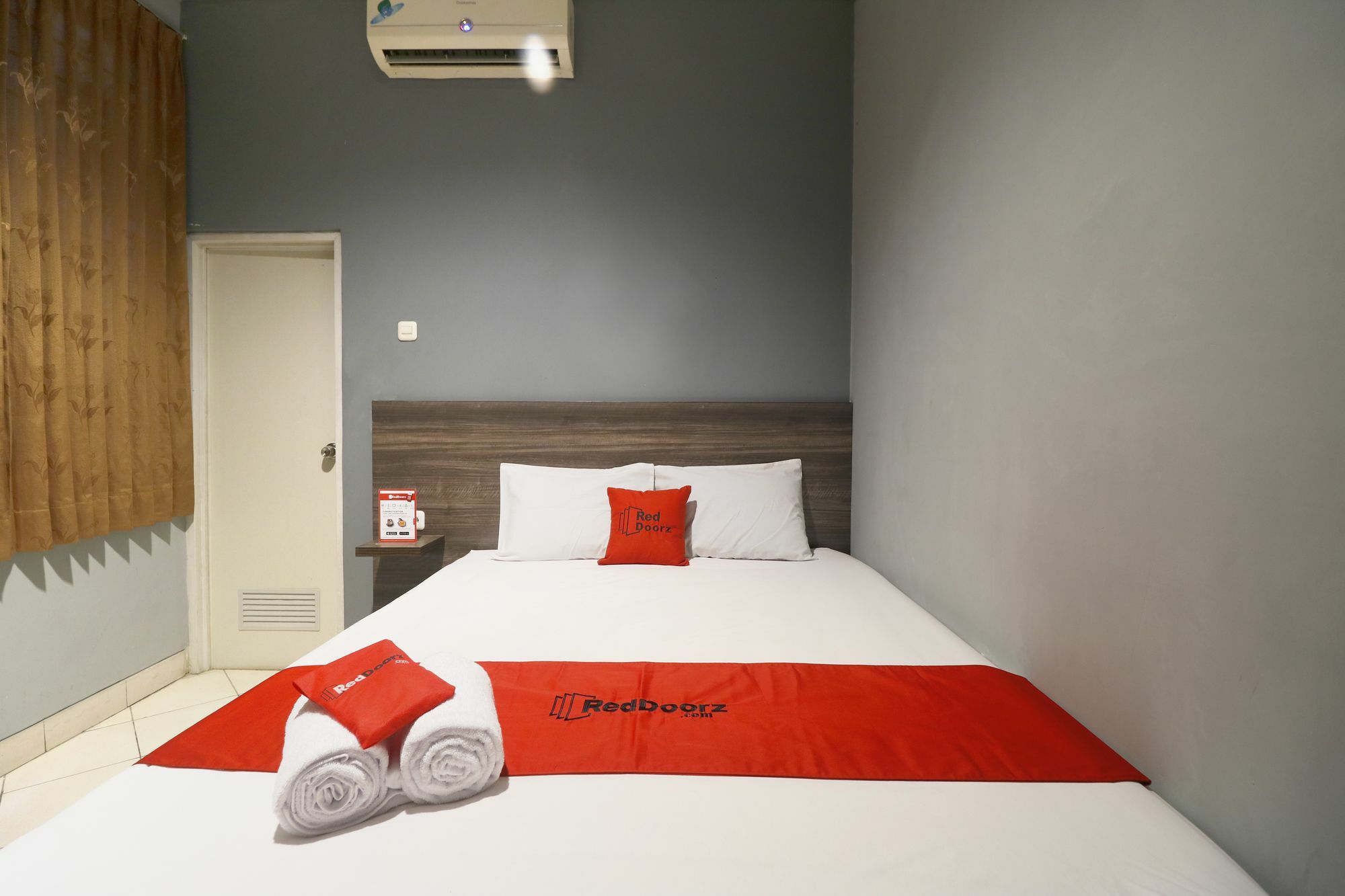 Reddoorz Plus Near Rs Harapan Kita Cakarta Dış mekan fotoğraf