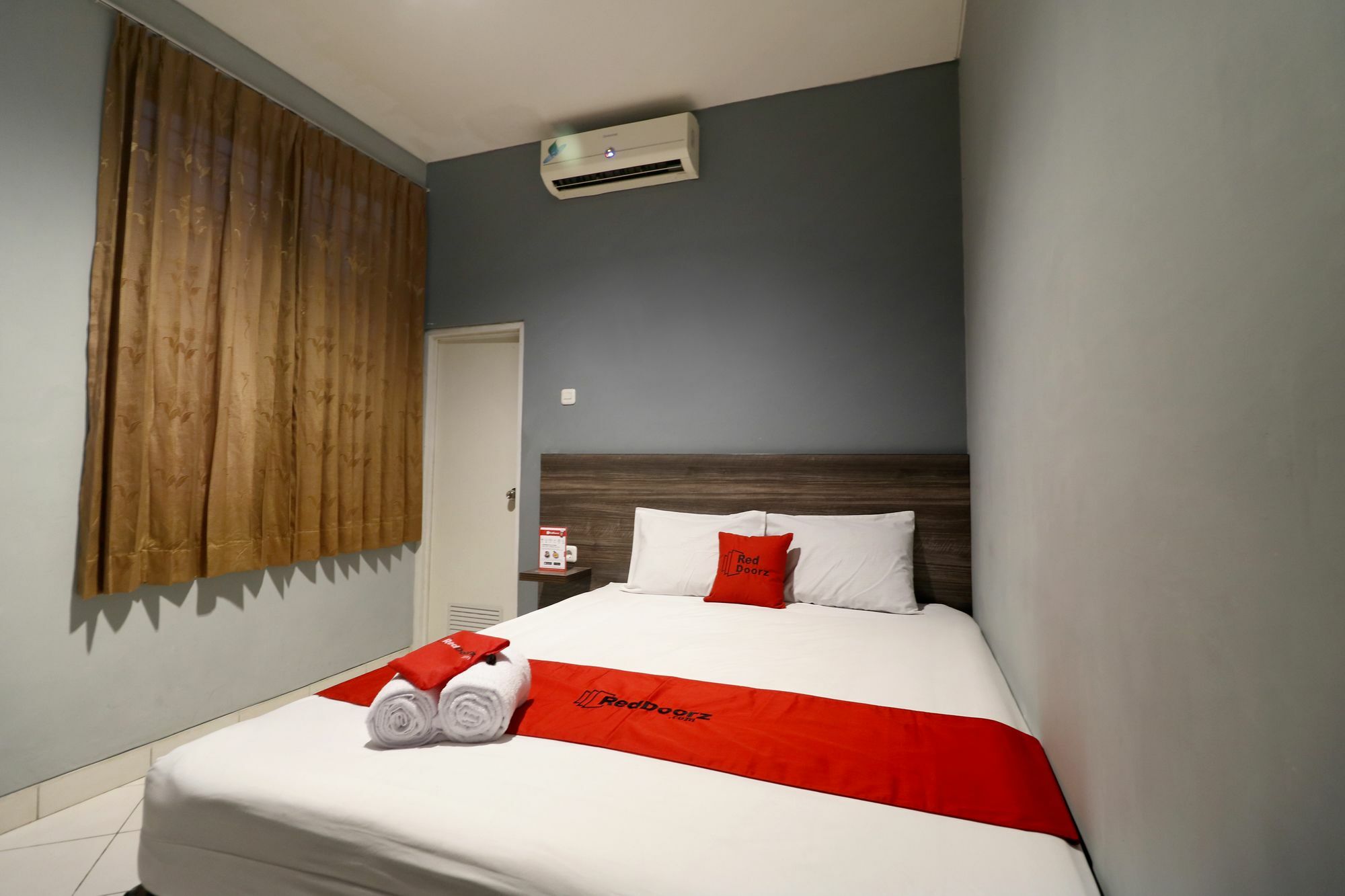 Reddoorz Plus Near Rs Harapan Kita Cakarta Dış mekan fotoğraf