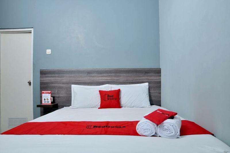 Reddoorz Plus Near Rs Harapan Kita Cakarta Dış mekan fotoğraf